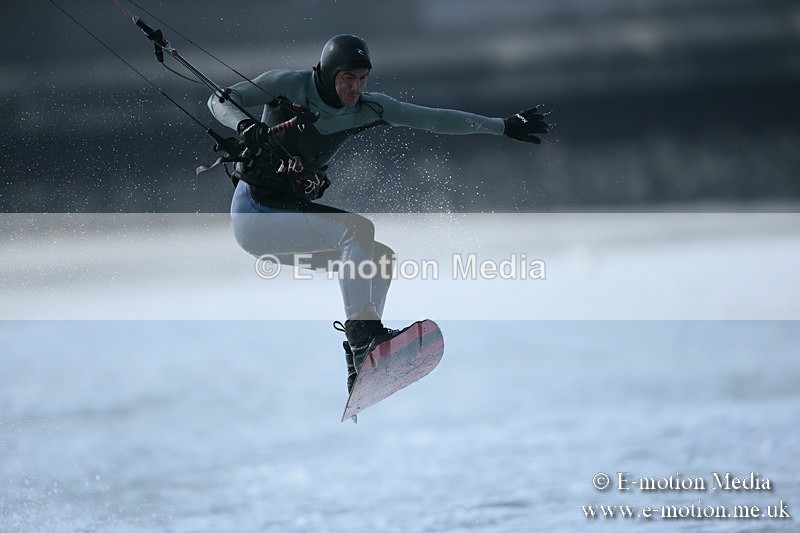 KS 020413-130 - Kite Surfing