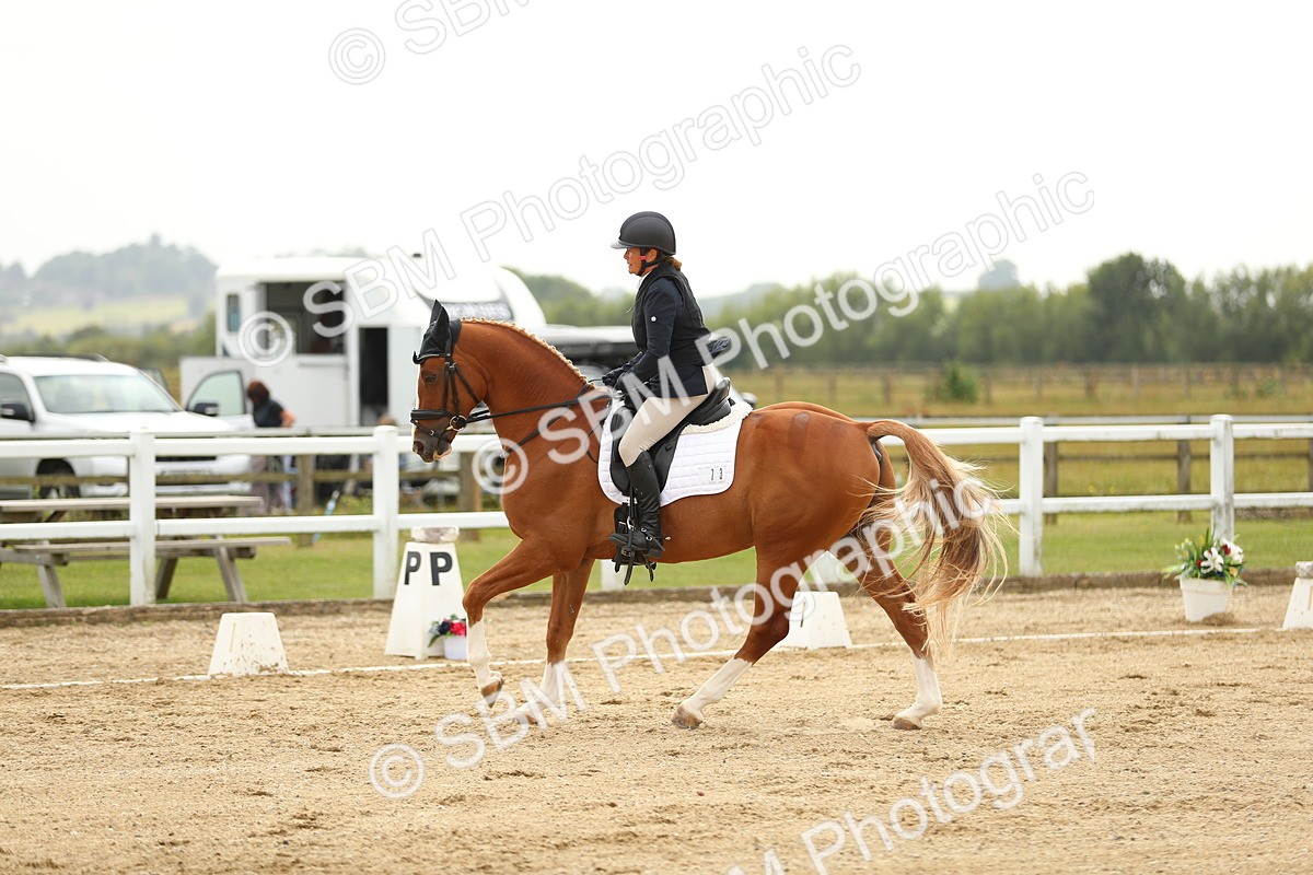 SBM_017701 - Class 13 - Novice 23 - 14.27-15.16