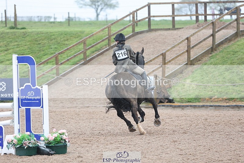 250418-134339-04053 - 216-Kt.English-Baillie-CRISTAKELL.MR..DOUGAL