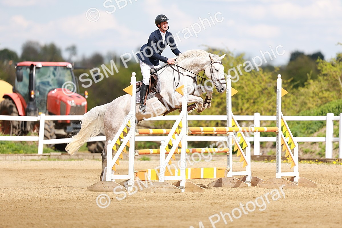 SBM_002007 - Class 4 - Senior Newcomers - 1.10m