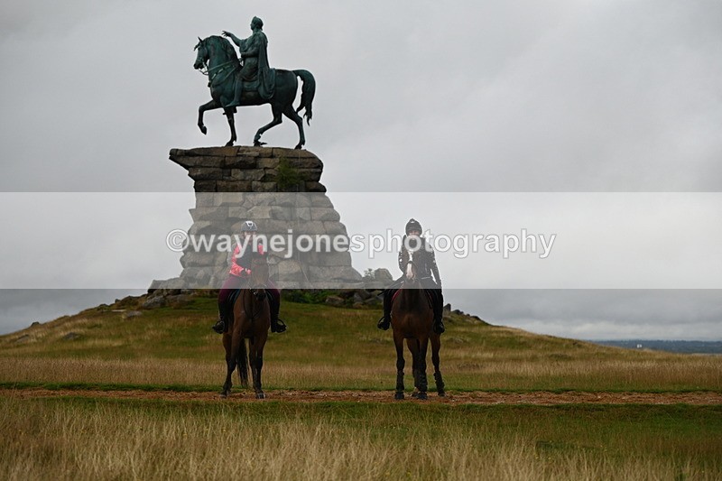 DSC_3890 - Time at Statue 14:56 to 15:05