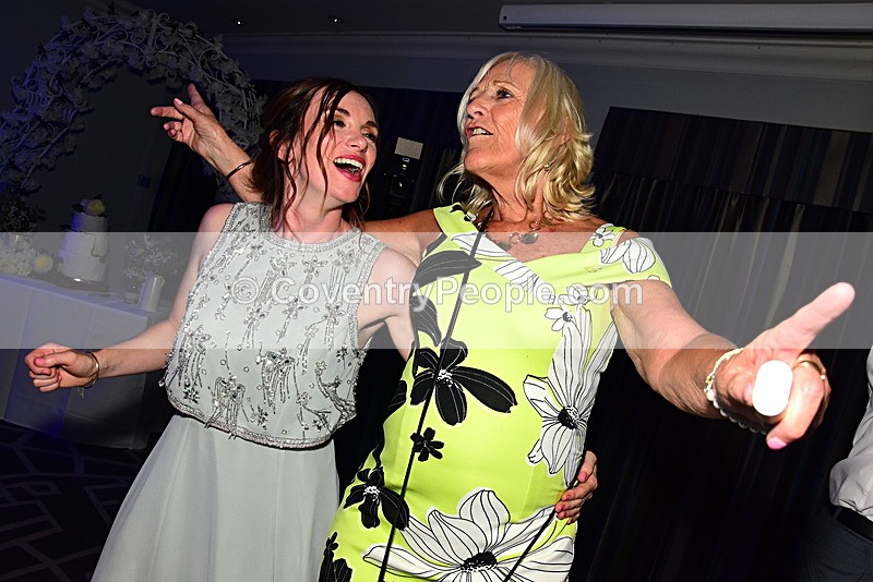 CON-2103 - Toni & Liam