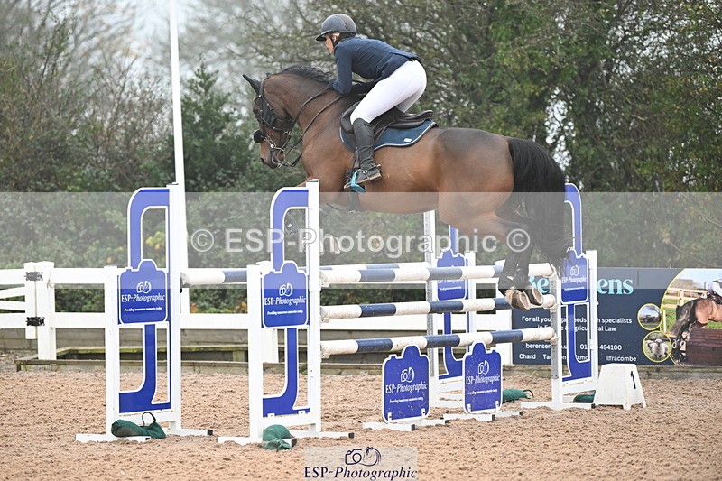 241102A-115423-04425 - SAT Cls 15 Foxhunter and 1.20m Open