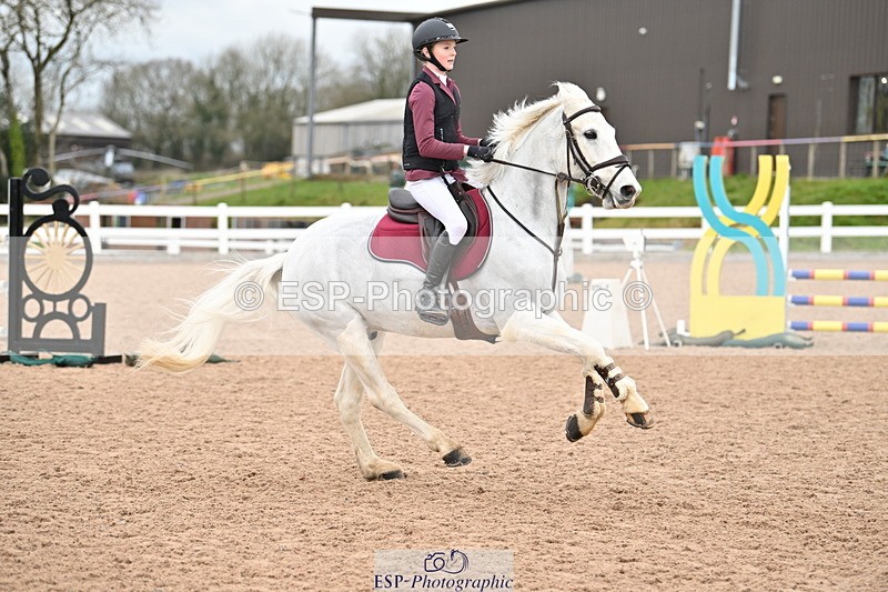 240309A-135711-01188 - Cls 9 Pony Foxhunter and 1.10m Open