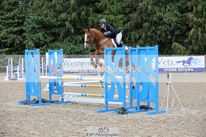 250803A-104753-10532 - K-466-Emily.R.Vincent-GOLDEN.HEART.BREAKER