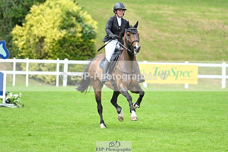 250615A-140143-11217 - Cls 38 Snr 1m40 GP