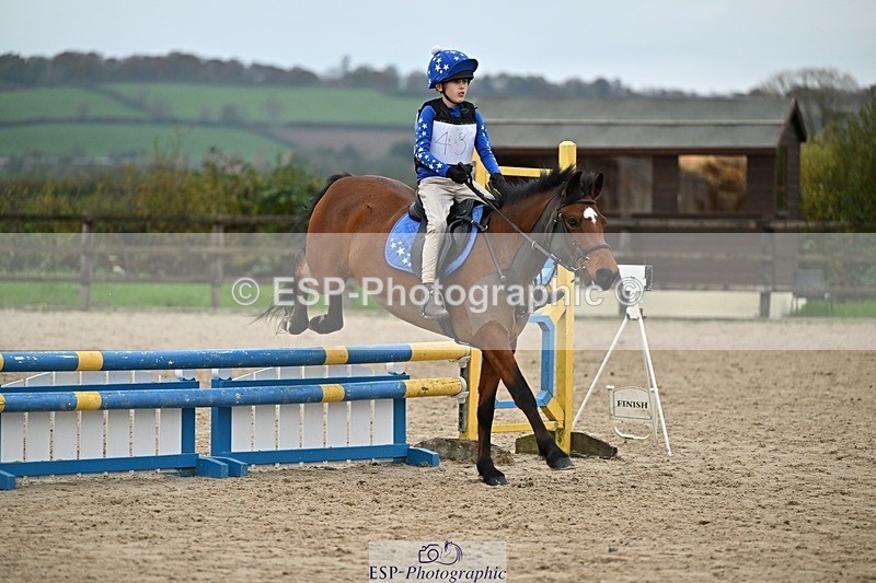 241110-150717-01206 - 70-75cm Arena Eventing