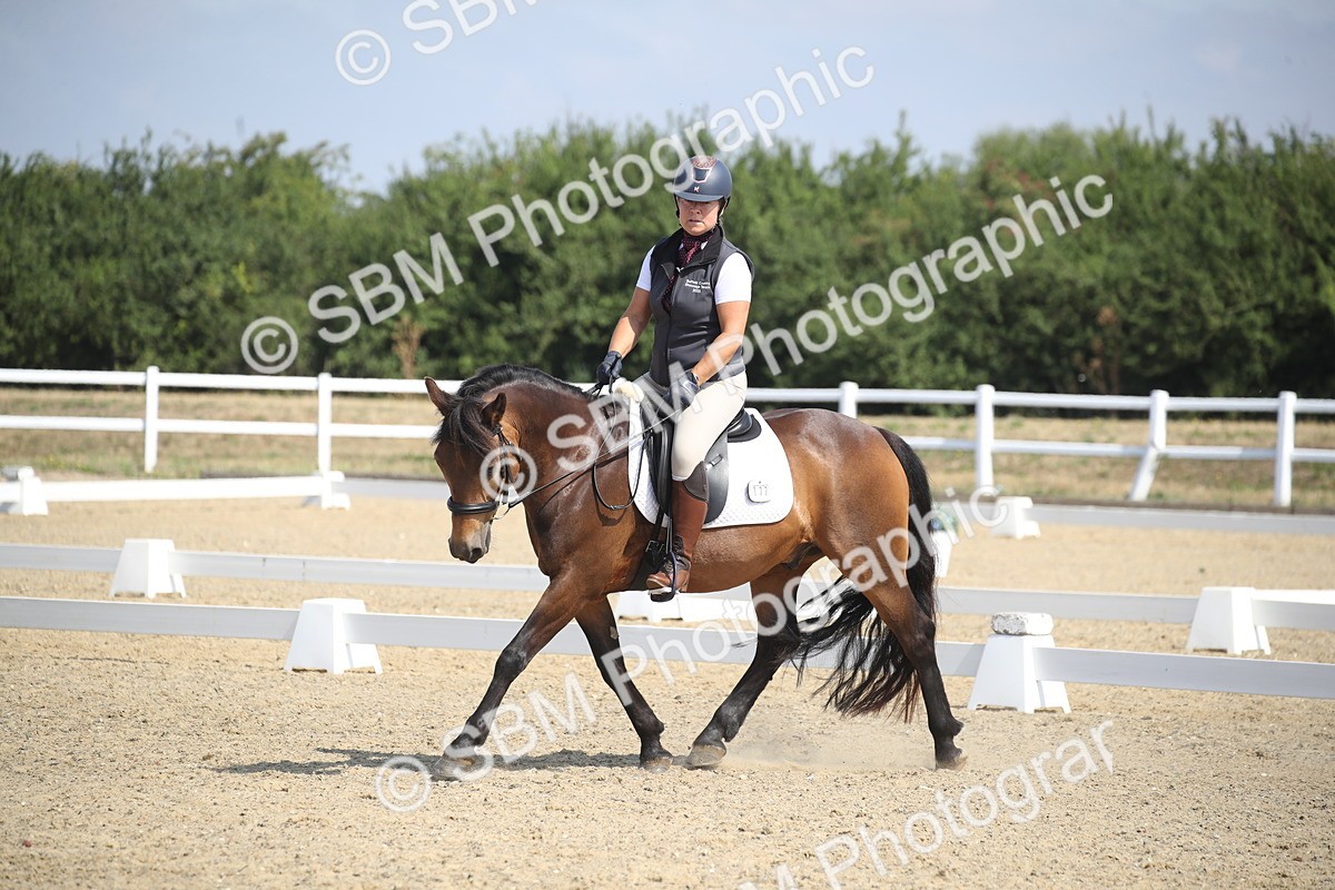 SBM_006026 - Novice 5 - 8.30.10.39