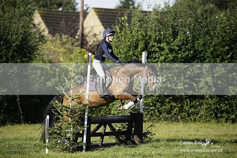  WWHT 031021 674 - WWEC Novice Restricted (0.80m) 18/10/20