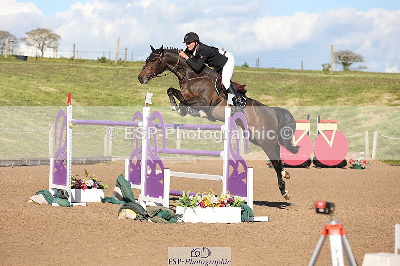 240419A-171237-09654 - Cls 10, 2 Star Big Tour 145cm  Break to End