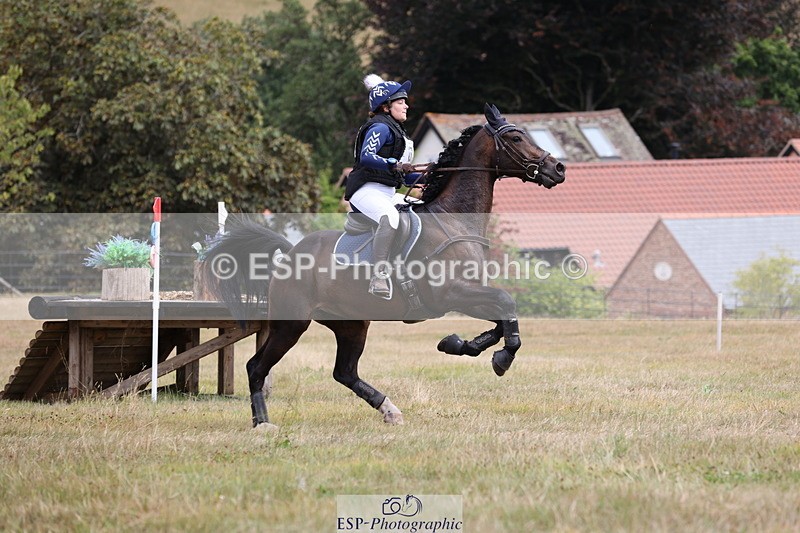 250802A-114604-01835 - B-069-Bethany.Hall-ZEPHYR.II