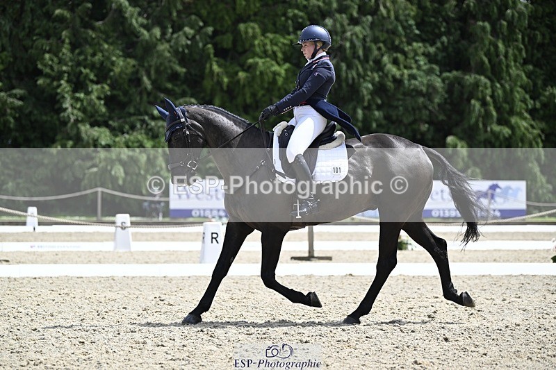 240523-130356-04652 - 101-MORELANDS_CASANOVA-Daisy_Bathe