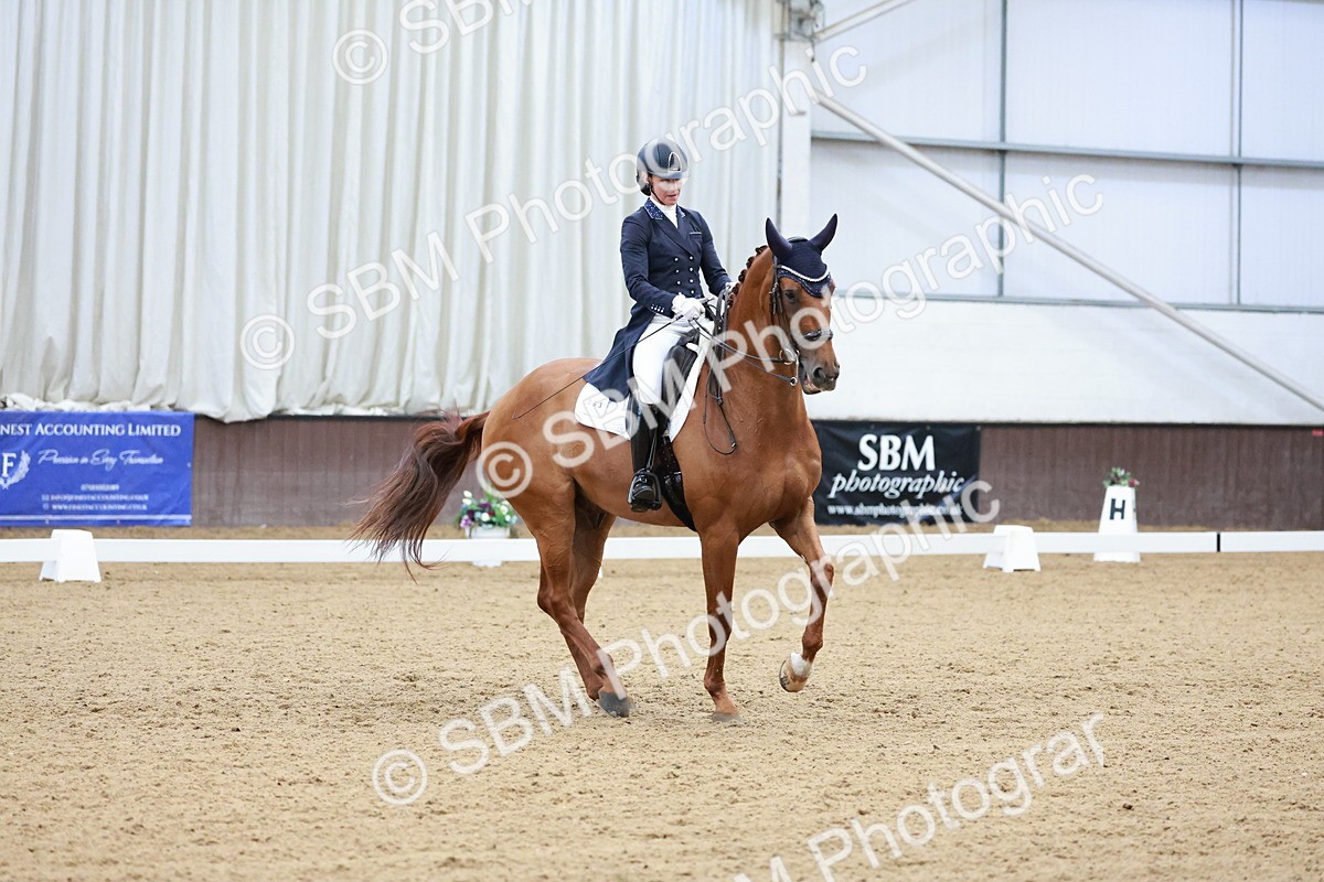 SBM_016367 - Class 5 - FEI INT II - 17.24-18.20