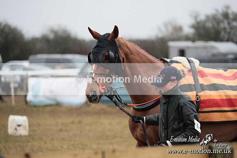 PtP 260125 788 - Cocklebarrow Point-to-Point racing with the Heythrop Hunt 26/01/25