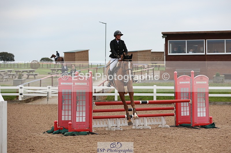 241101A-080250-00037 - FRI Cls 2 British Novice and 90cm Open