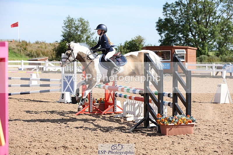 240629A-163919-08106 - Cls 13 Stepping Stones 128cm + 138cm