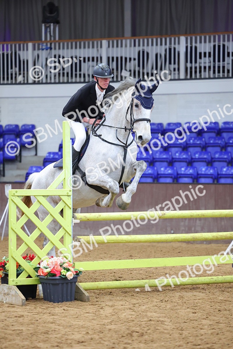 SBM_009796 - Class 20 - Senior British Novice/ 90cm Open - First Round (0.90m)