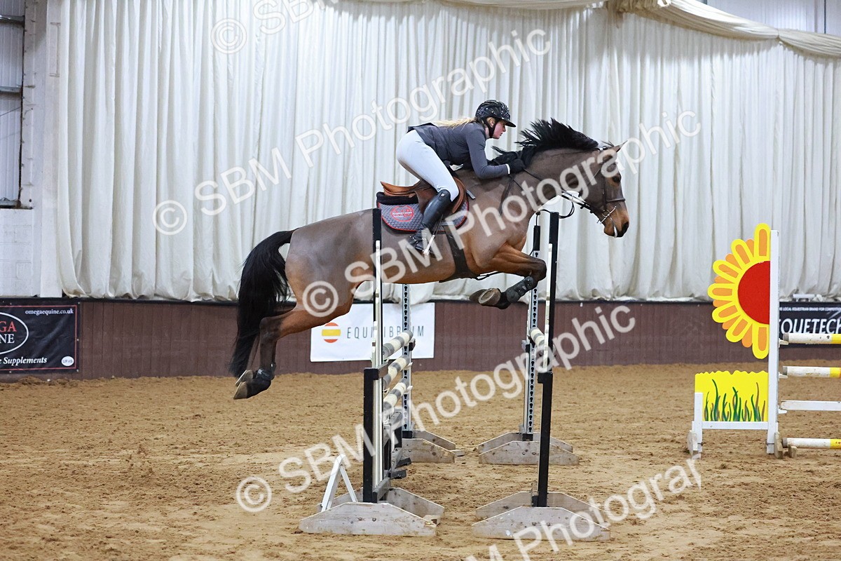SBM_002018 - Class 4 - Senior Newcomers - 1.10m