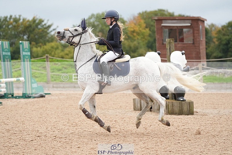 250920-093543-00493 - Cls 3 Pony Intro 70cm