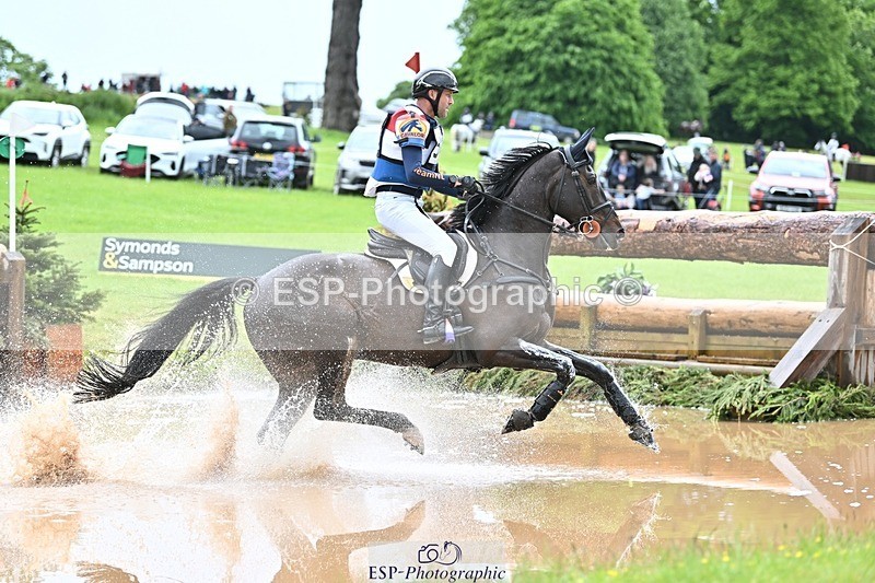 240526-145150-24228 - 514-CROSSBORDER_RADAR_LOVE-Raf_Kooremans