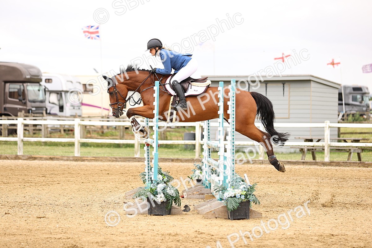 SBM_003101 - Class 21 - Senior Newcomers - 1.10m