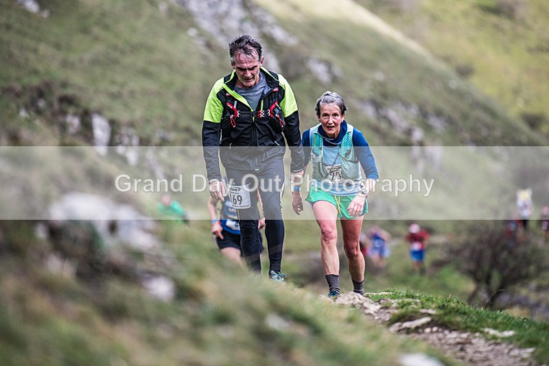 Litton-527 - Litton Christmas Cracker Fell Race (Limestone Series) Sunday 14th December 2025