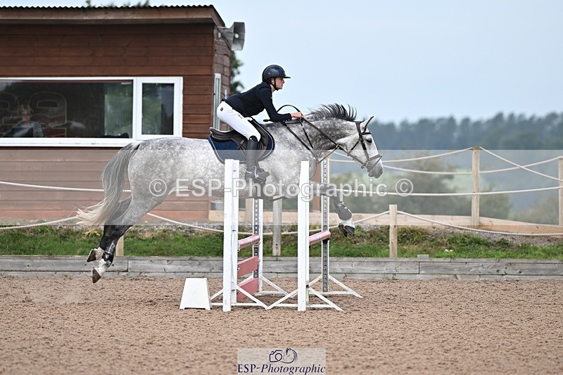 240828A-101206-00032 - Cls 1 Snr British Novice and 90cm Open