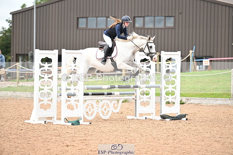 240908A-143332-04644 - Cls 16 U21 Advanced Teams 1m-1.10m