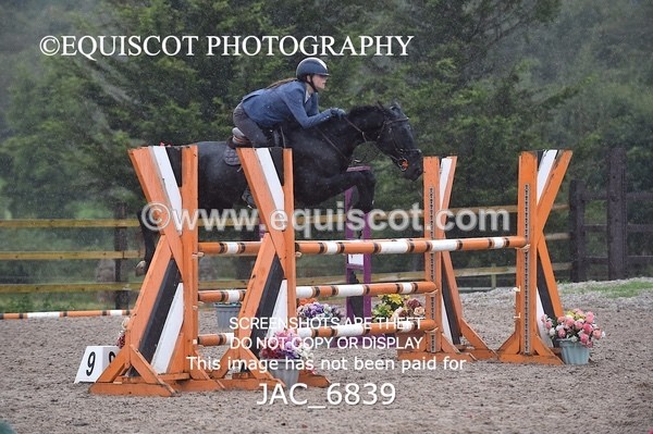 JAC_6839 - CLASS 19 SUN Pony Foxhunter/ 1.10m Open