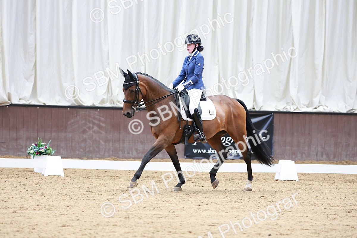 SBM_017871 - Class 15 - FEI Junior