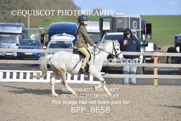 BPP_8658 - TRAINING STAKES