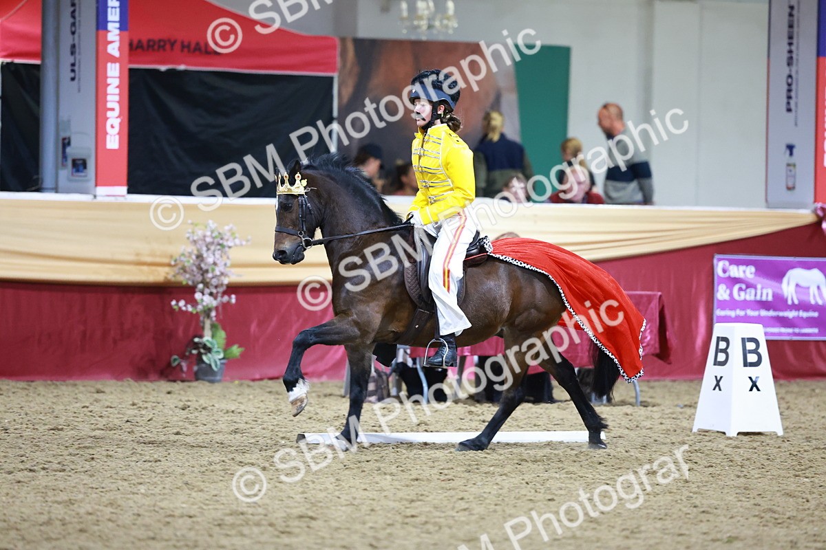 SBM_10322 - Class 62 - Strictly Fancy Dress-Age