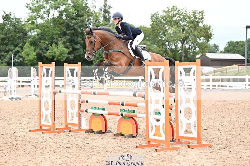 250820B-131552-00740 - Cls 4 Newcomers and 1.10m Open