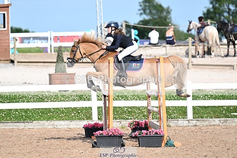 260627-173741-05792 - Cls 27 Foxhunter and 1.10m