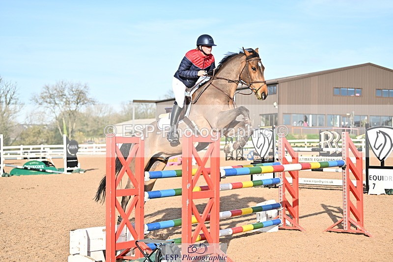 241113A-135427-00749 - Cls 05A&B Snr Fox & 1.20m Open