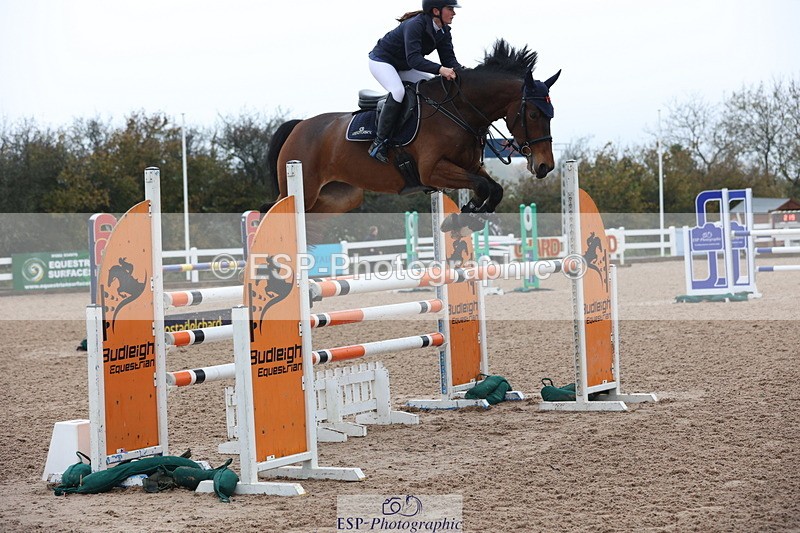 231112A-133212-04519 - Cls 20 Newcomers & 1.10m Open