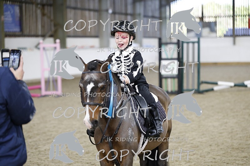 _T0A0938 - Class 1 Cross poles