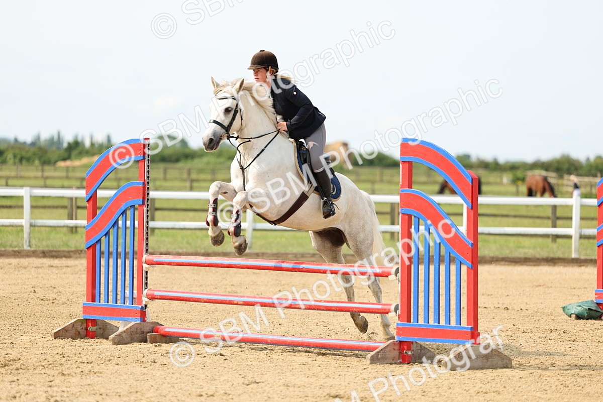 SBM_004036 - Class 15 - Clear Round