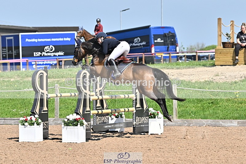 240509A-111126-01063 - Cls 9 Snr 1.20m Open