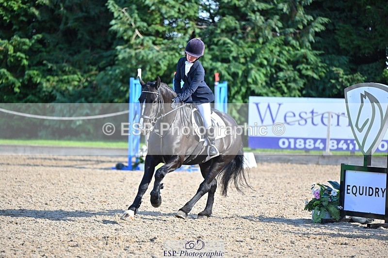 241027-123644-17362 - 452-Eleanor.Blewitt-CARRY.ON.PRINCESS