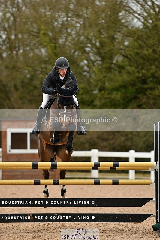 240112A-135242-01011 - Cls 6 Foxhunter and 1.20m Open
