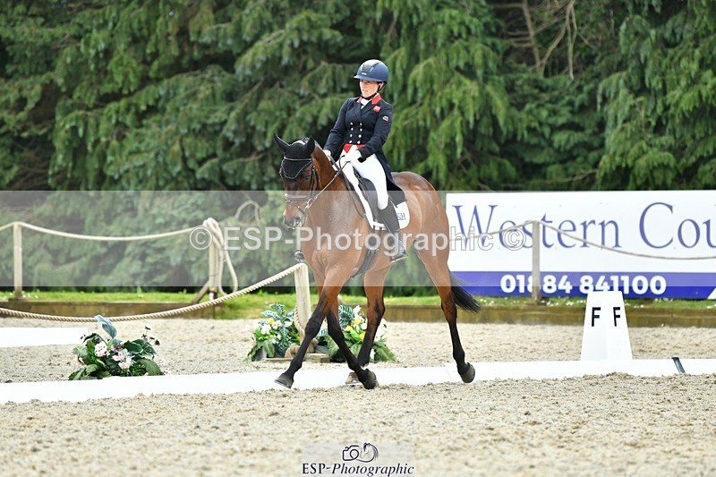 230525-141334-04402 - 419-OUTBACK_II-Laura_Collett-DR