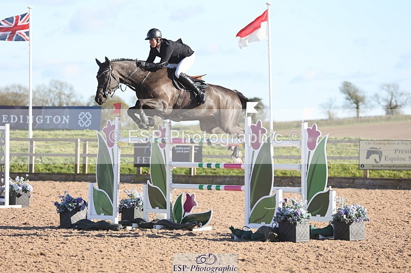 240419A-173916-09911 - Cls 10, 2 Star Big Tour 145cm  Break to End