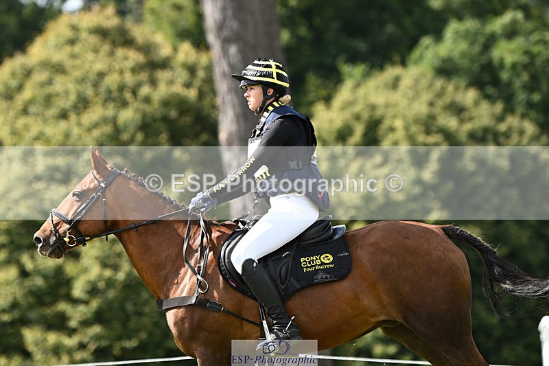 240825X-113636-32079 - 70cm XC 11.00 to 12.00