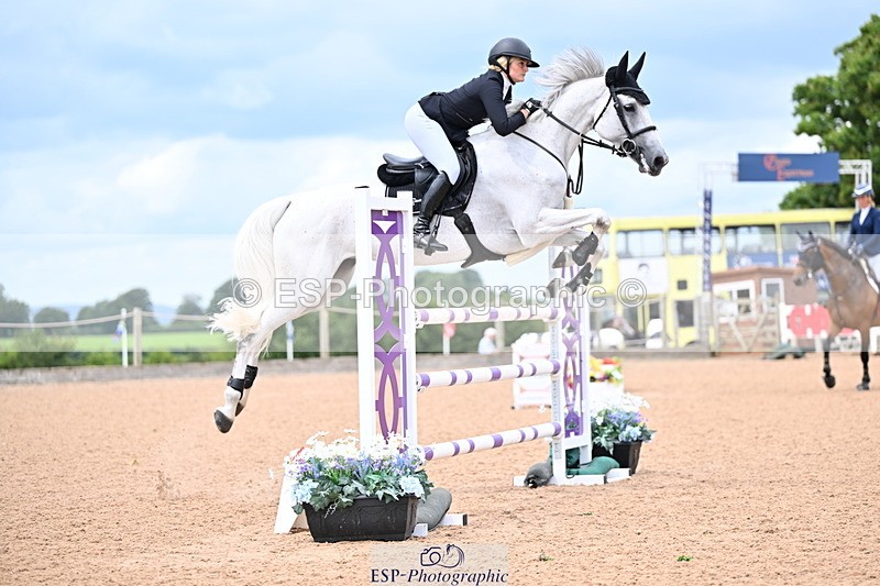 240726A-132710-01424 - Cls 3 Snr Foxhunter