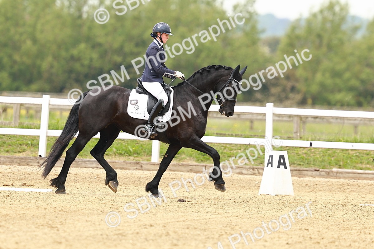 SBM_001014 - Class 6 - Novice 4