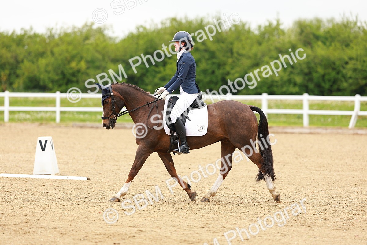 SBM_004979 - Class 15 - Novice 5