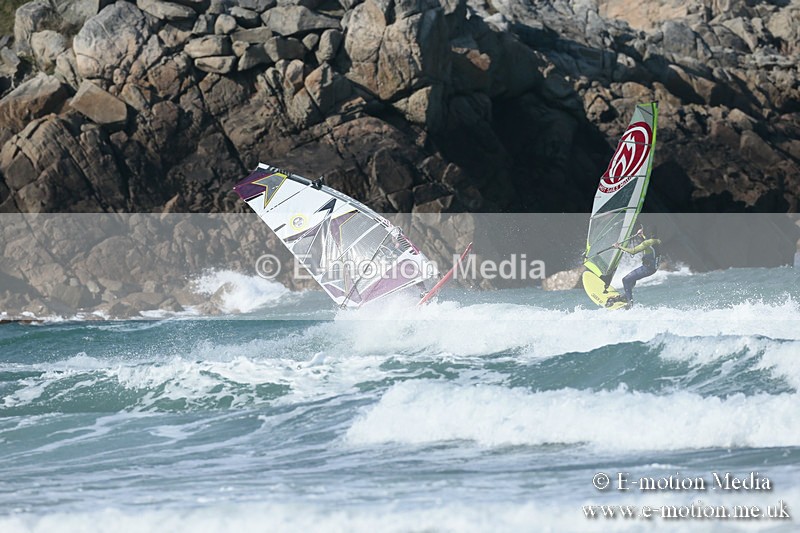 WS 020413-85 - Windsurfing
