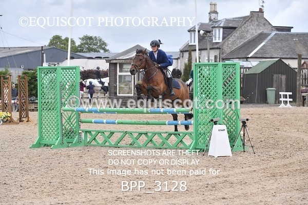 BPP_3128 - CLASS 13 SUN Senior BritiNovice/ 90cm Open