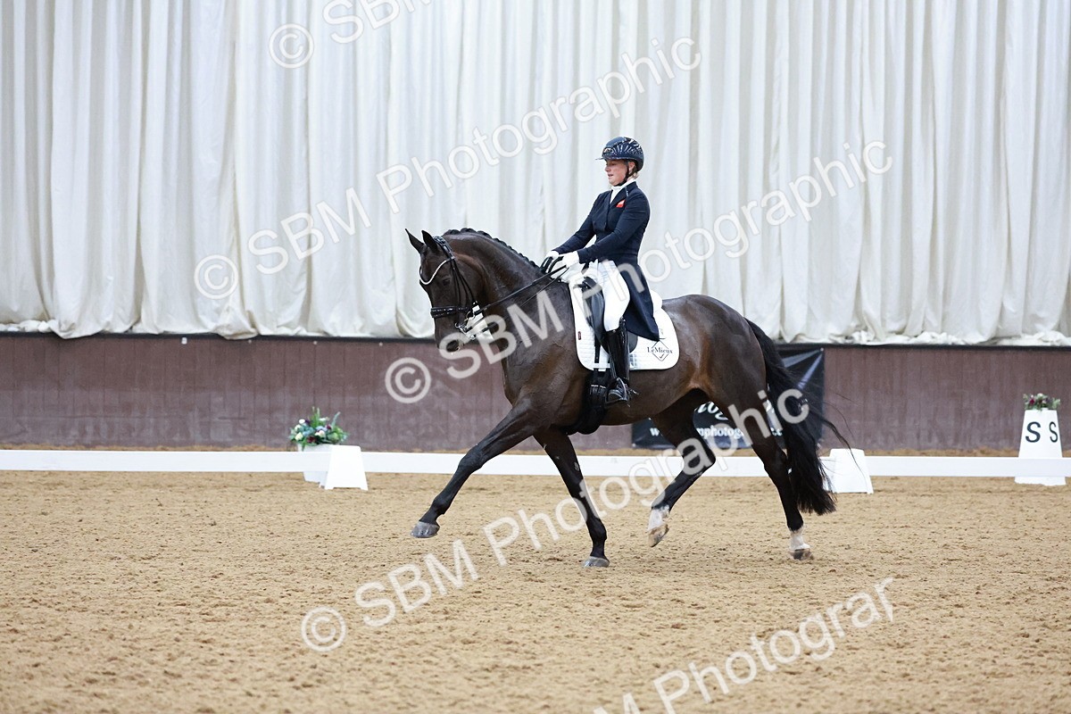 SBM_021647 - Class 14 - FEI Grand Prix - 18.52-19.37
